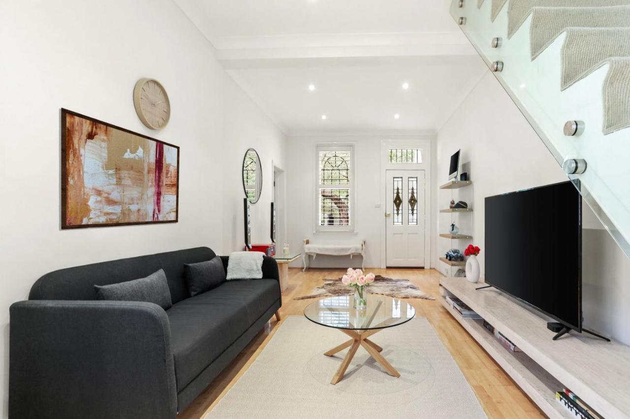 Two-Bedroom House,1425156756:JPEG