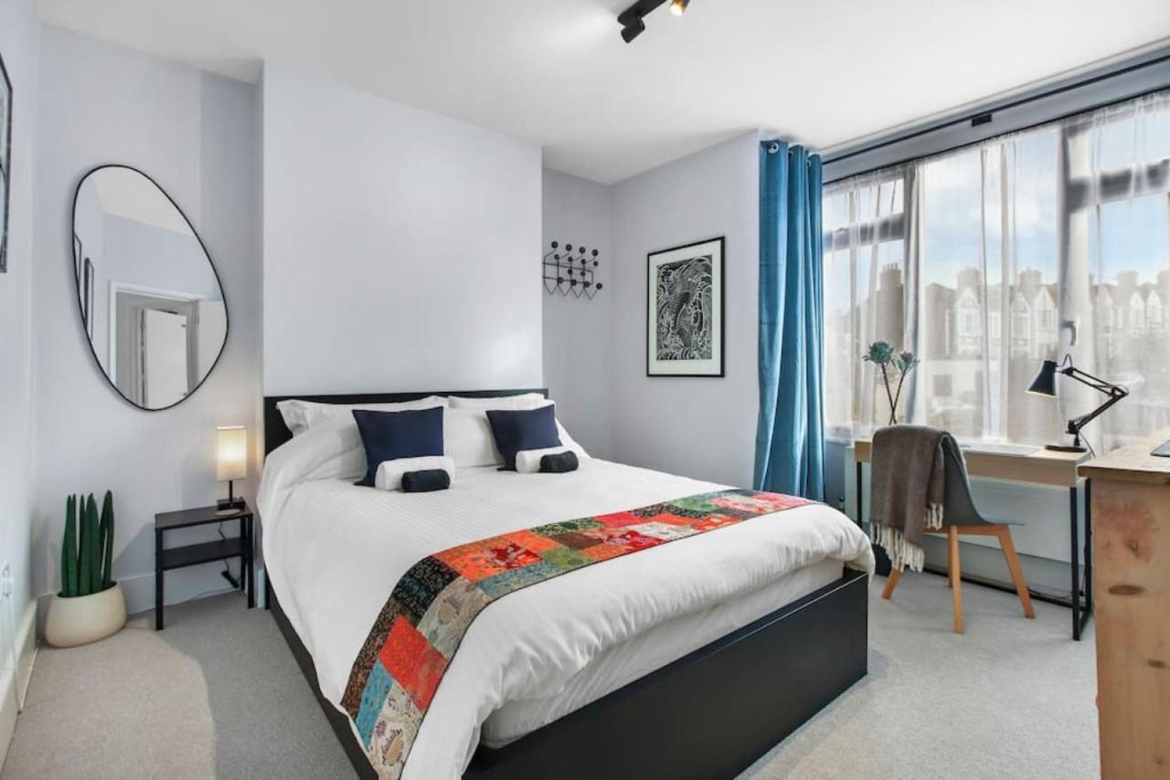 Double Room,1627336789:JPEG