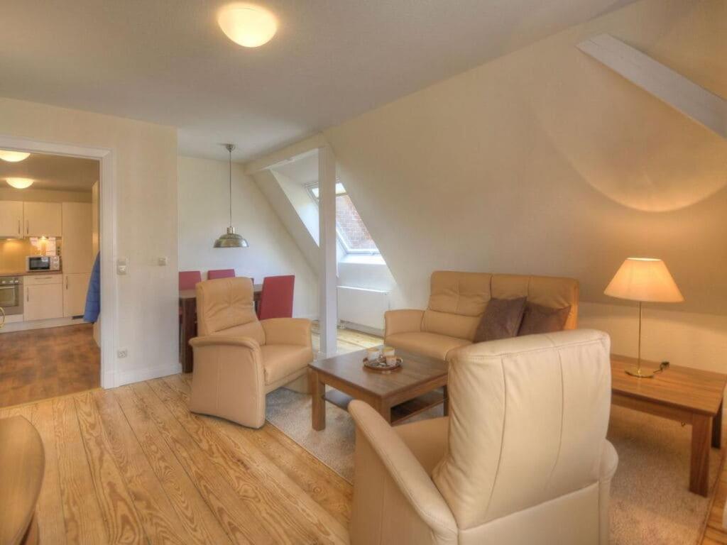 One-Bedroom Holiday Home