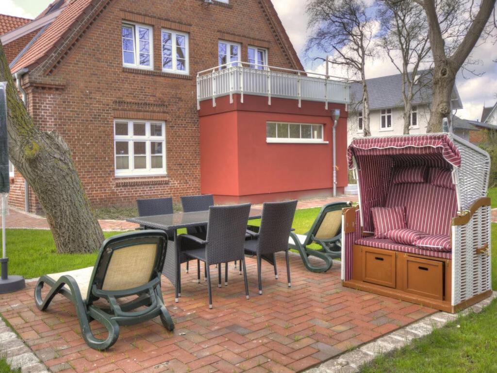 One-Bedroom Holiday Home