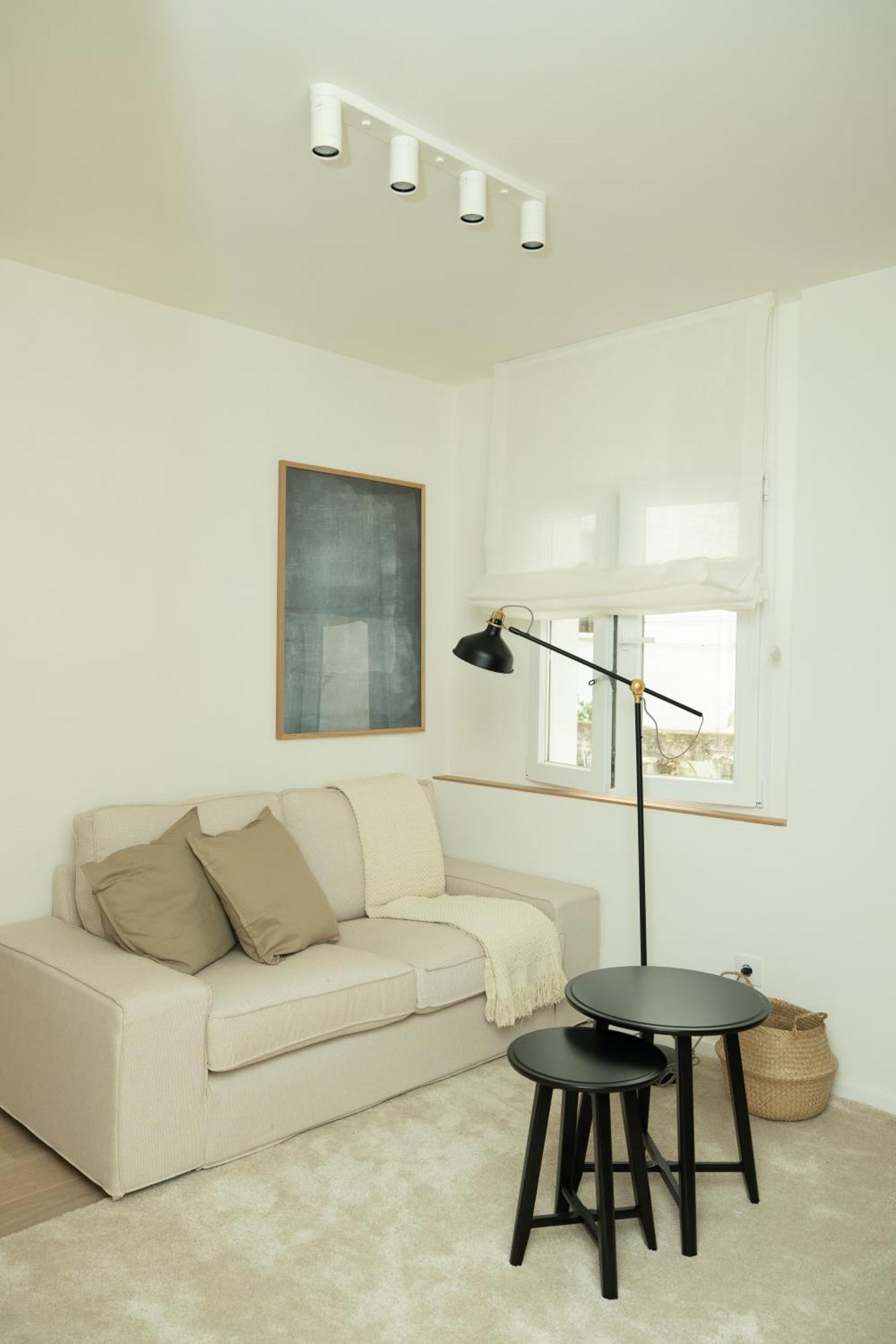 Double or Twin Room with Shared Bathroom,1744483575:JPEG