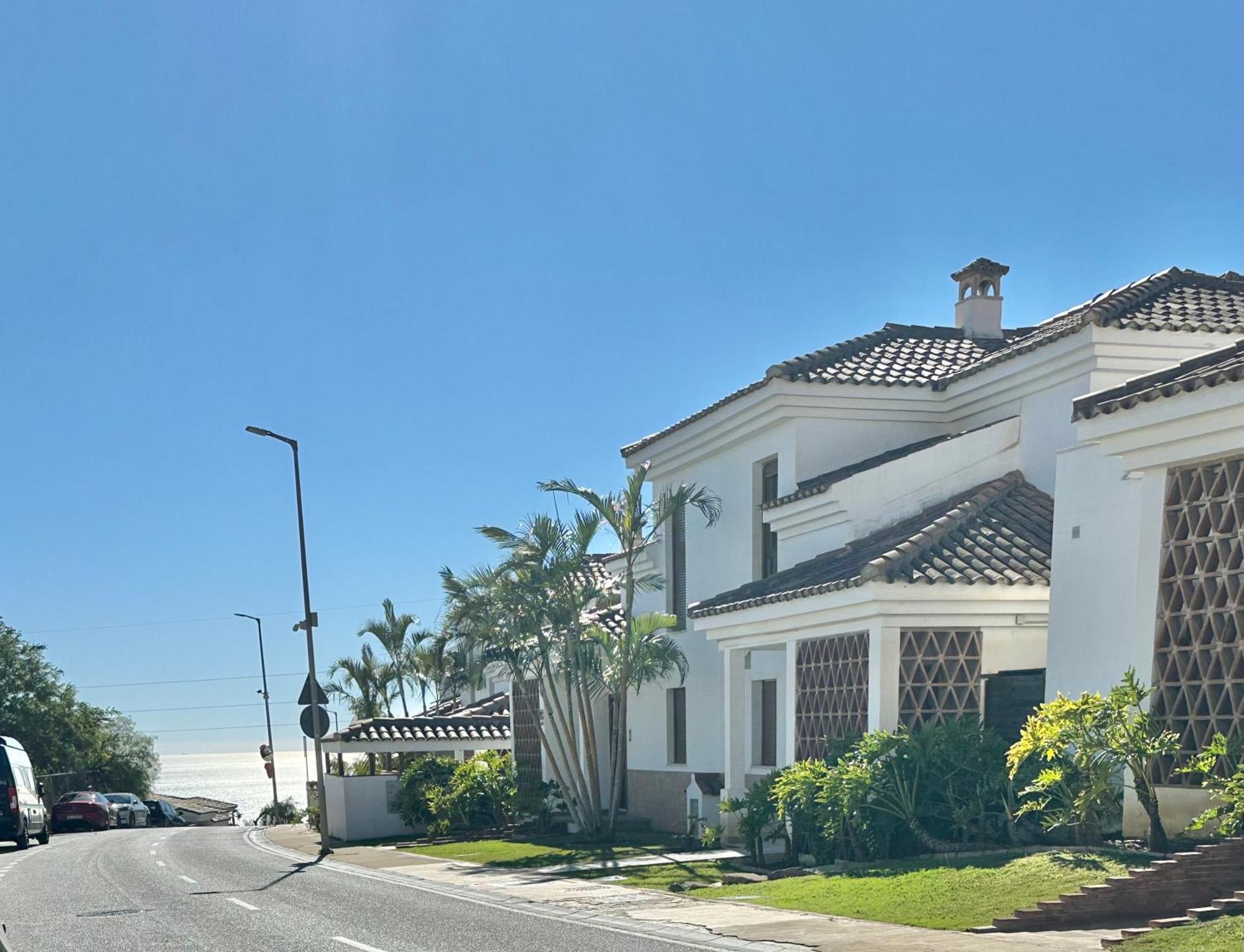 Estudio con vistas al jardín