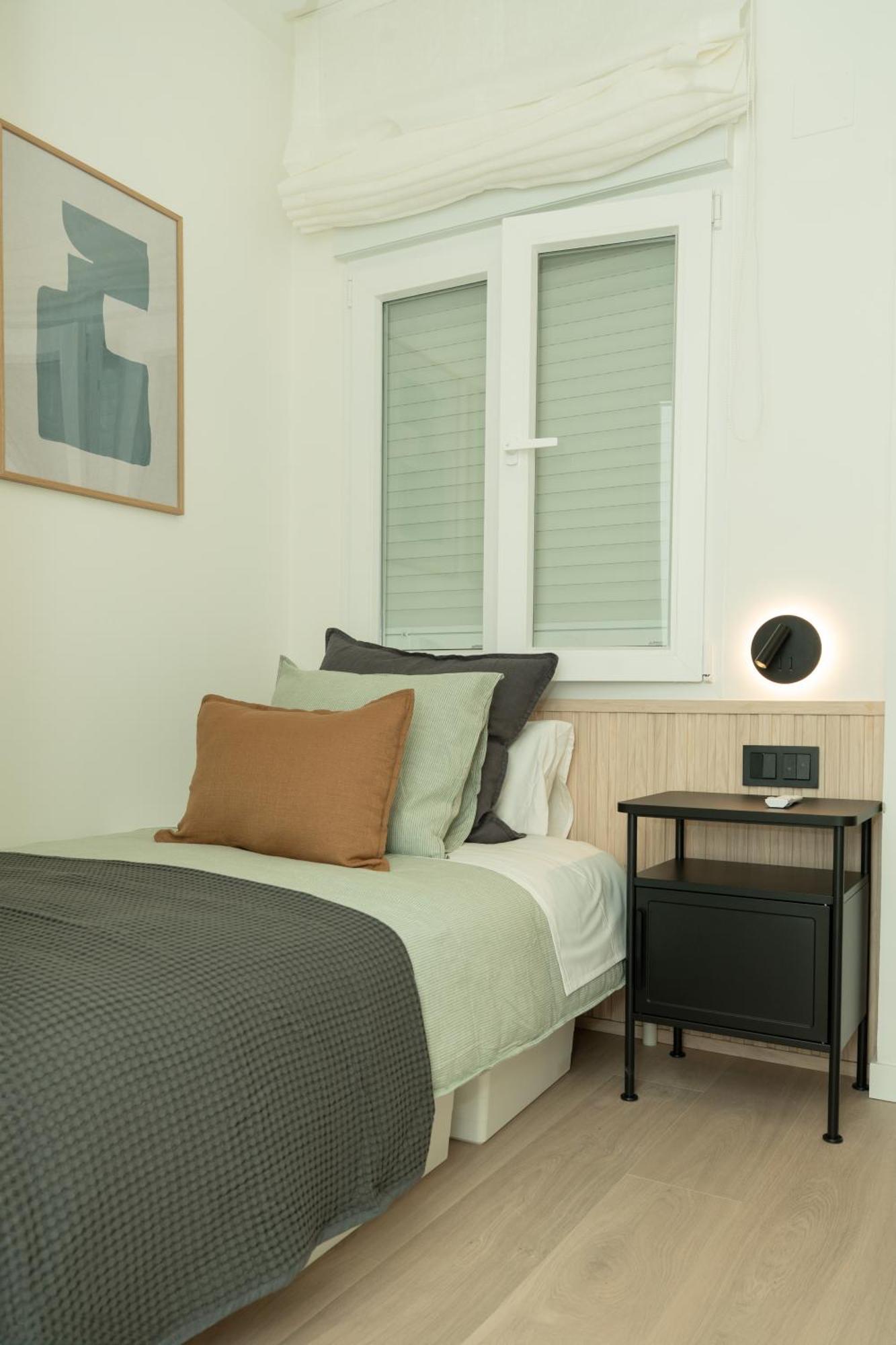 Small Single Room