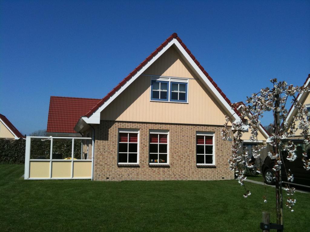 Holiday Home,327525337:JPEG