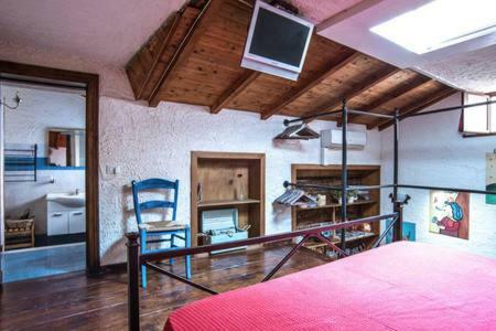 One-Bedroom Apartment Split Level