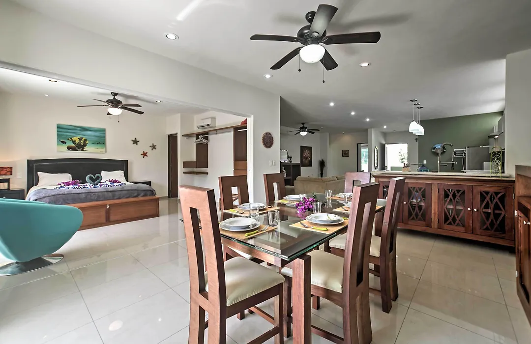 Casa Esmeralda W/ Pool Access & Furnished Patio!-1