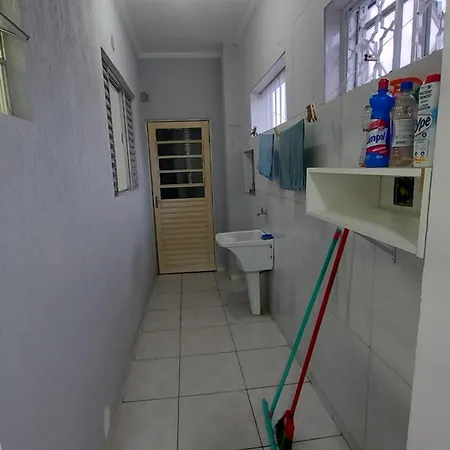 Casa térrea no centro ideal para famílias e trabalho-2