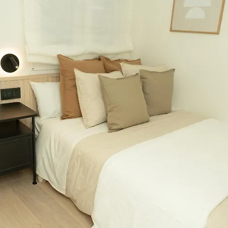 Carvajal Street, Private Rooms-2