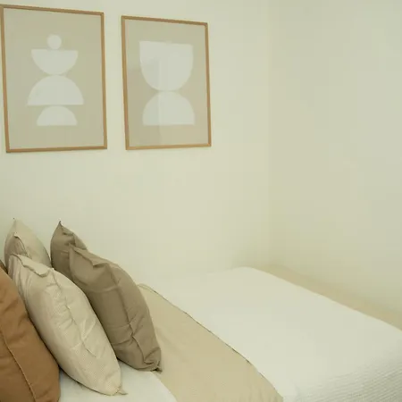 Carvajal Street, Private Rooms-2