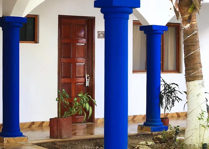 Hotel con piscina: Hotel Azul By Encanto