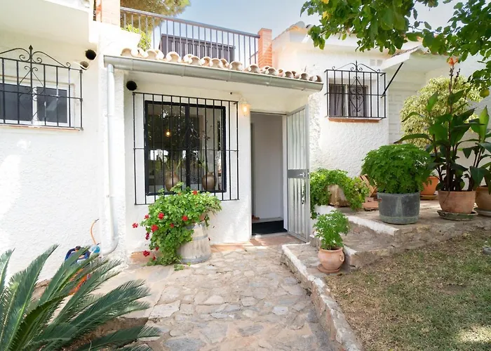 Casa Ancladero Big Rooftop Terrace, 2 Bedroom Guesthouse W Garden And View
