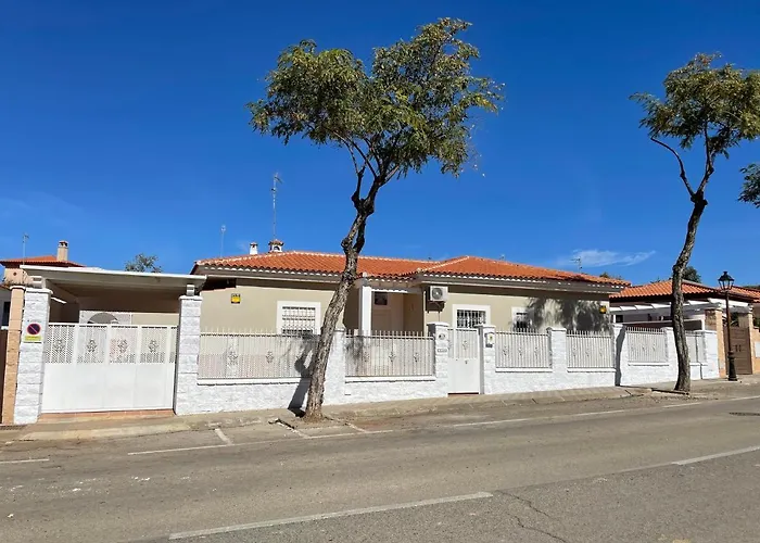 Villa Triana Con Piscina