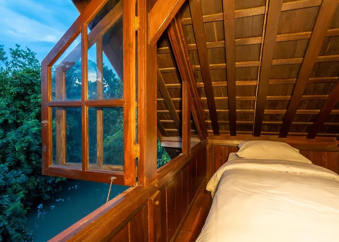 The Corduroy Hotel