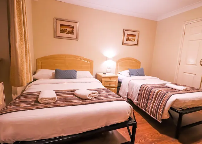 Hotel with view: Fairway Hotel