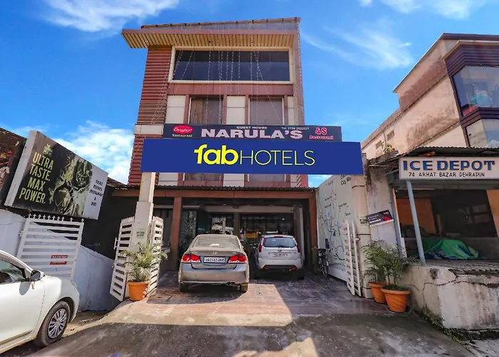 Сity center hotels Fabhotel Narula