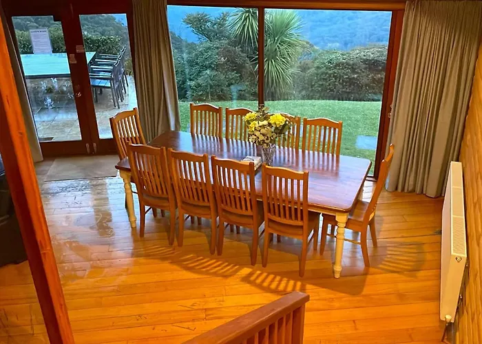 Amaroo Mountaintop Villa