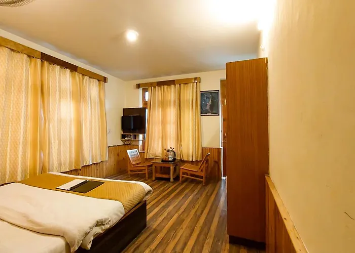 Ride At Hill-Nihal Hotel & Cottage