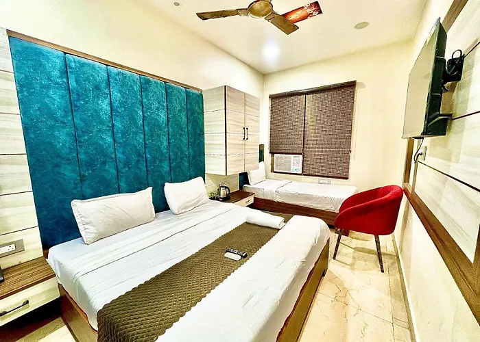 Hotel with view: Blackwood -140 Metres- Near Golden Temple