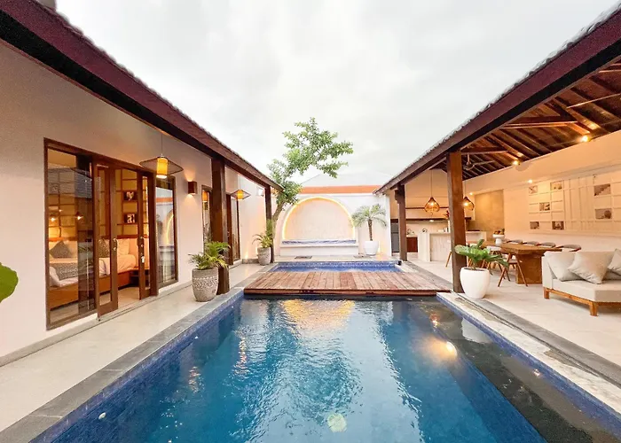 Luxury hotel only: Apple Villa & Suite Seminyak