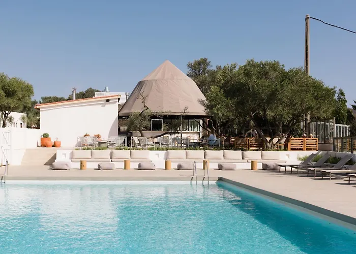 Hotel cerca del colegio: wecamp Cadaqués