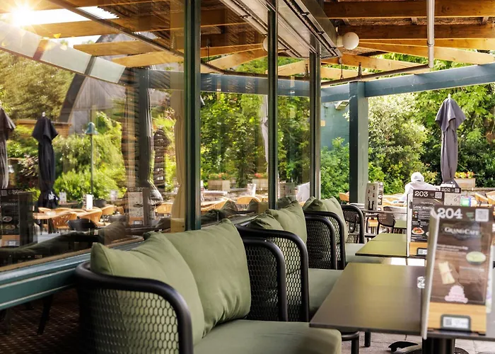 Familiehotel: Hotel De Vossemeren by Center Parcs