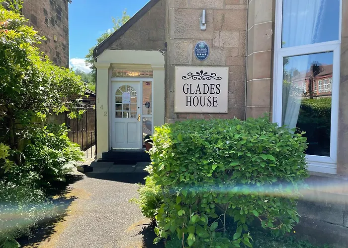 Guests house Glades House