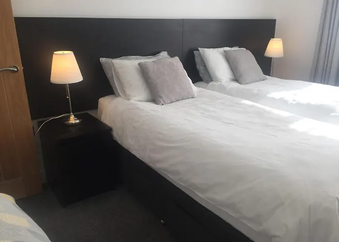 Apartments Cloverlea Cottages