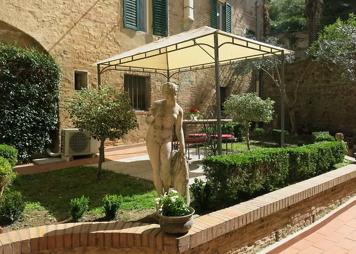 Guests house Piazza Paradiso Accommodation