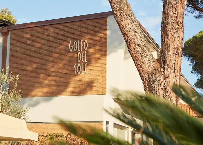 Resort: Golfo del Sole Holiday Resort