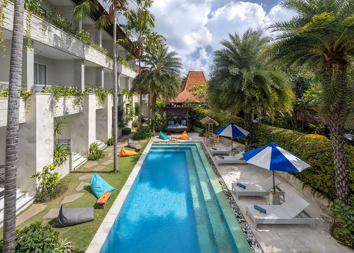 Tapa Tepi Kali Canggu