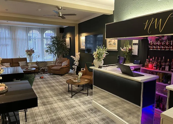 In Luxury hotels Norwood