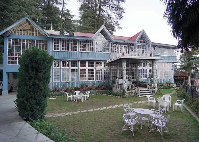 Hotel: The Edgeworth