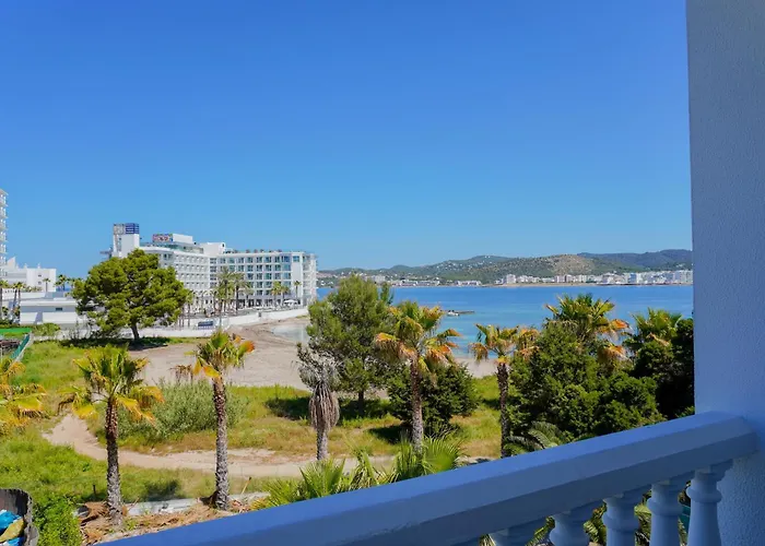 Endlss Beach & Disco Ibiza Adults Only