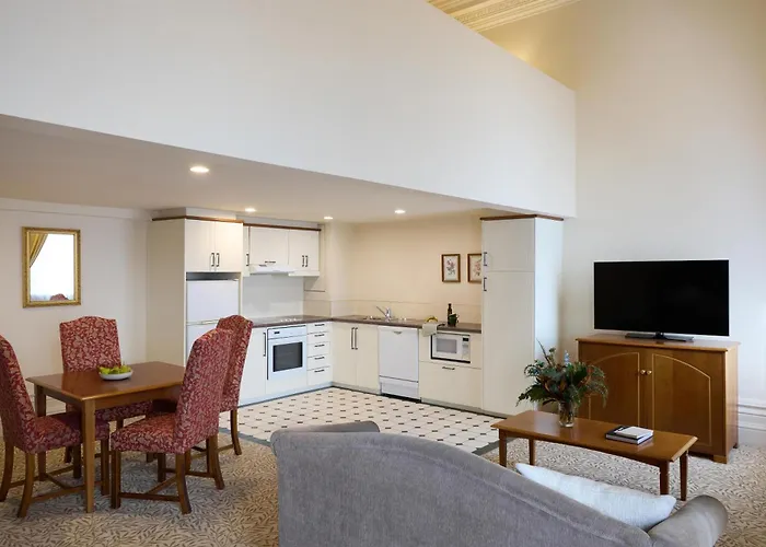 Resort: Adina Heritage Christchurch