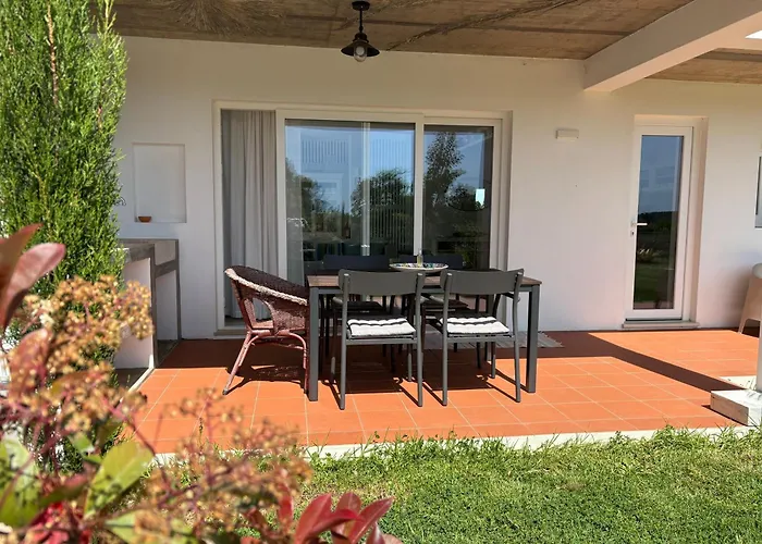 Casa No Rio - River House
