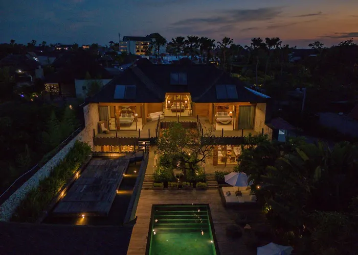 Dog friendly hotels Eko Seminyak - Tropical , Walk To Beach