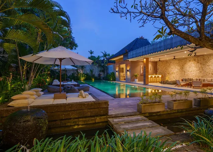 Dog friendly hotels Eko Seminyak - Tropical , Walk To Beach