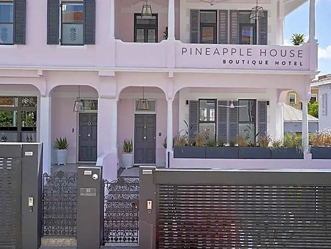  Pineapple House Boutique