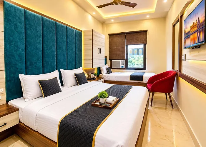 Hotels with a view Blackwood -140 Metres- Near Golden Temple