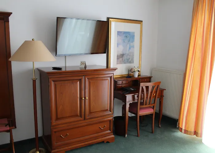 3 SterneHotel Vier Jahreszeiten
