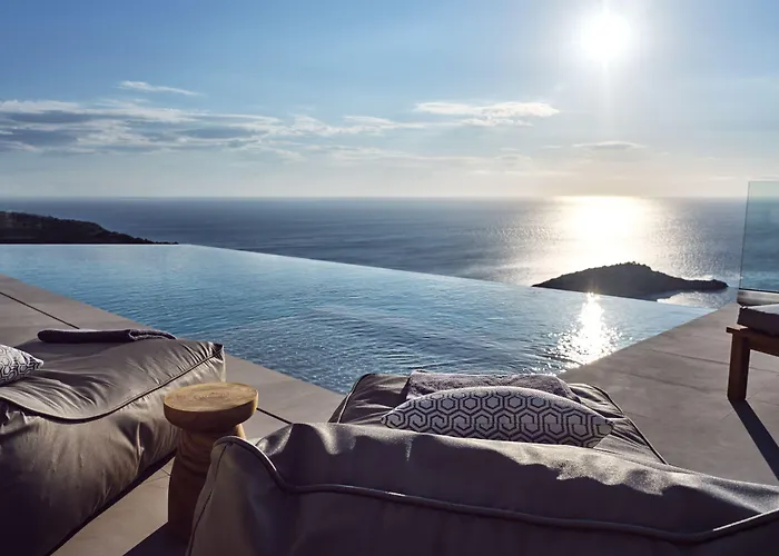 Etheria Luxury Villas & Suites