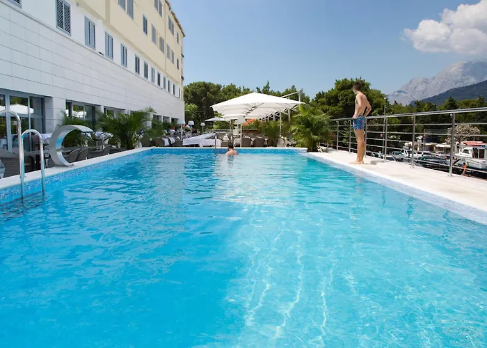 Hotel de 4 estrellas: Aparthotel Miramare