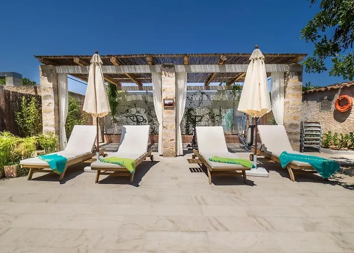 Hotel de 3 estrellas: Protur Residencia Son Floriana