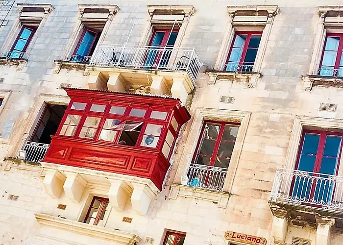 Pension Guide Luciano Valletta Boutique