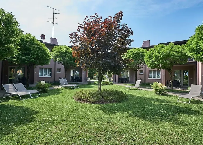 3 SterneHotel Villaggio Turistico Lugana Marina